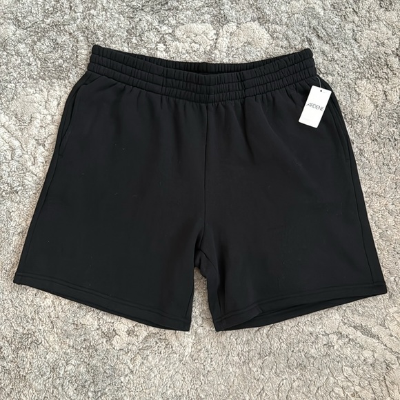 NWT Women’s Size L Ardene black sweat shorts - Picture 1 of 9